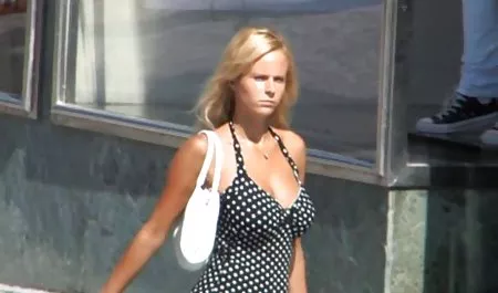 レズビアンHottiesベッドルームファン待望のシリーズのディスク。 えろつべ かこ