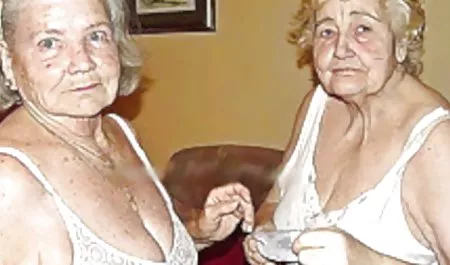 実はドイツの屋外プSwingers者 天海 つばさ えろつべ