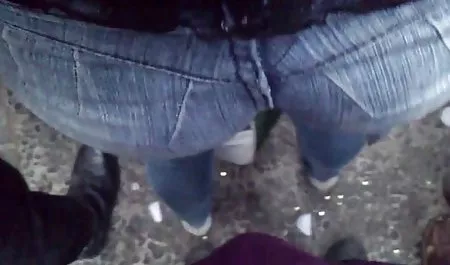 かわいい18歳のタイのティーン単に隠しカメラ 無料 エロ 動画 えろつべ
